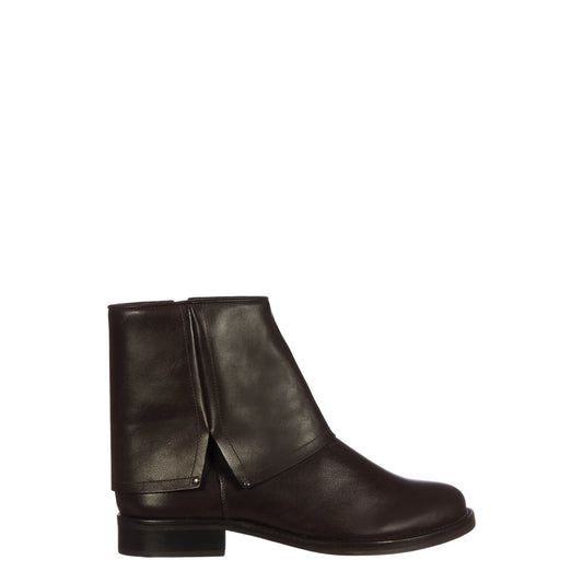 Bota Nadine Café